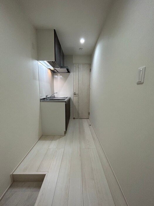 物件内観写真15　(廊下)