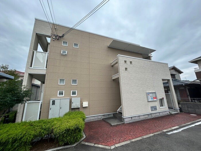 物件外観写真4　(外観写真)