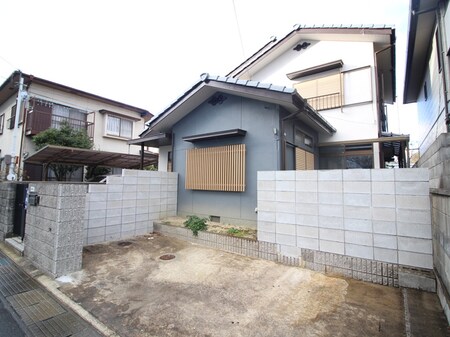 長岡京市八条が丘一丁目貸家外観写真