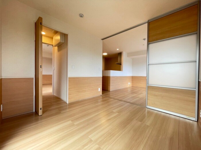 物件内観写真10　(居室)