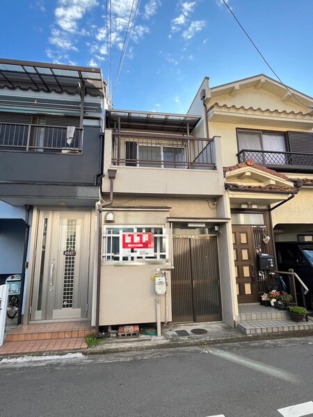 鳳中町8丁テラスハウス外観写真