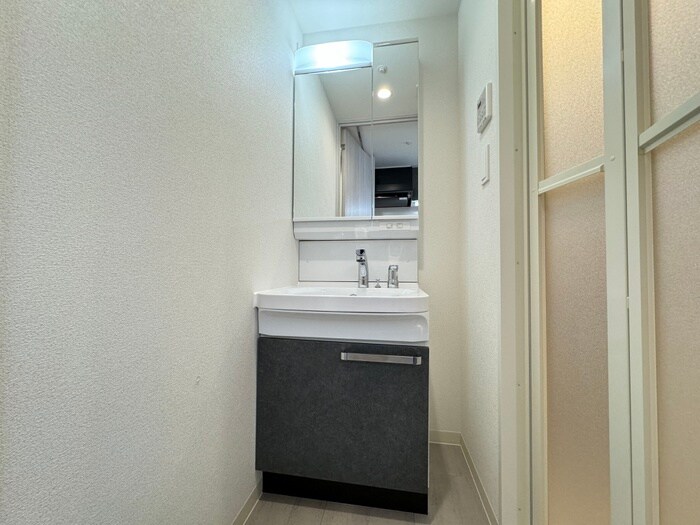 物件内観写真13　(洗面)