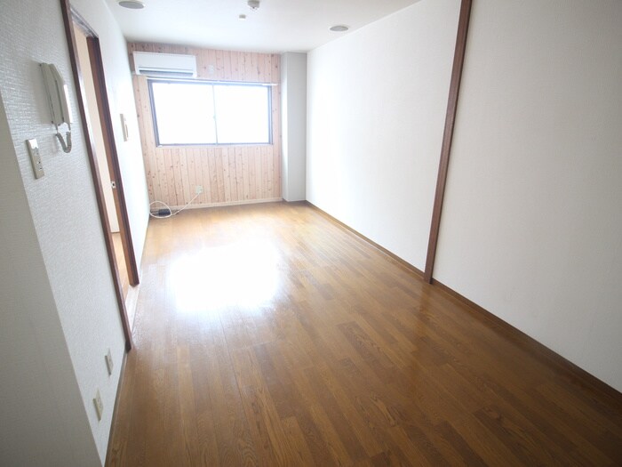 物件内観写真10　(内観写真)