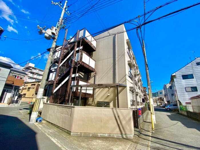 物件外観写真1　(外観写真)