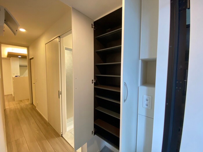 物件内観写真19　(靴箱)