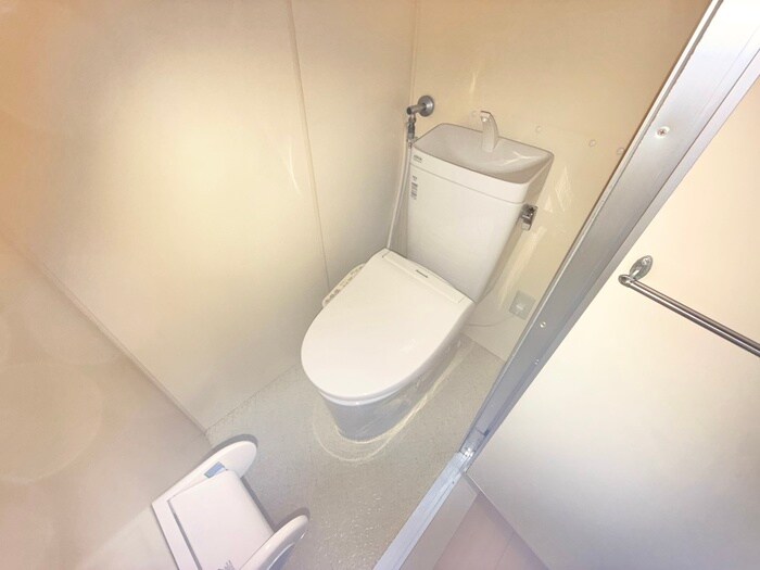 物件内観写真9　(トイレ)