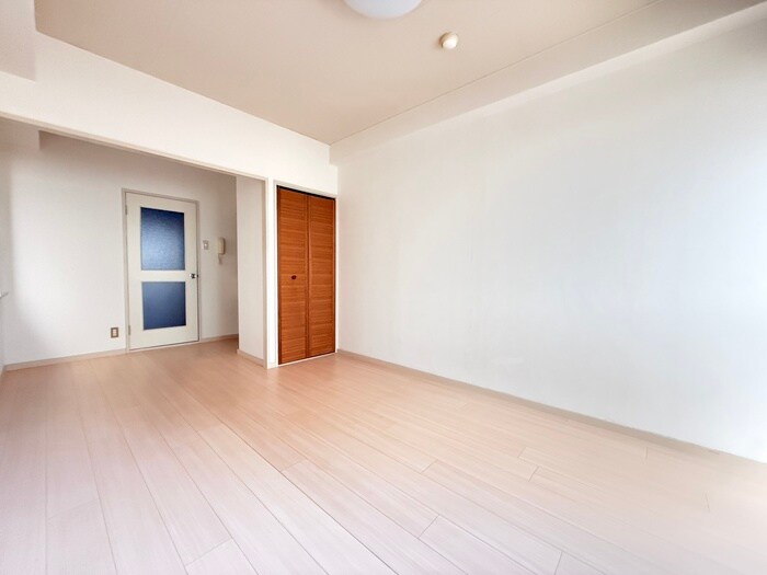 物件内観写真13　(居室)