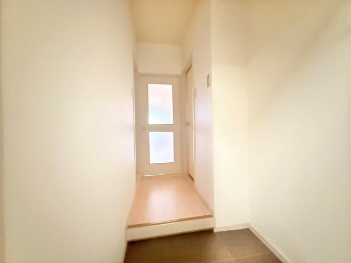 物件内観写真17　(廊下)