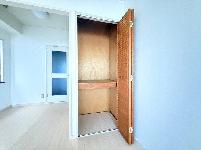 三国ＤＥＮＯビルの収納