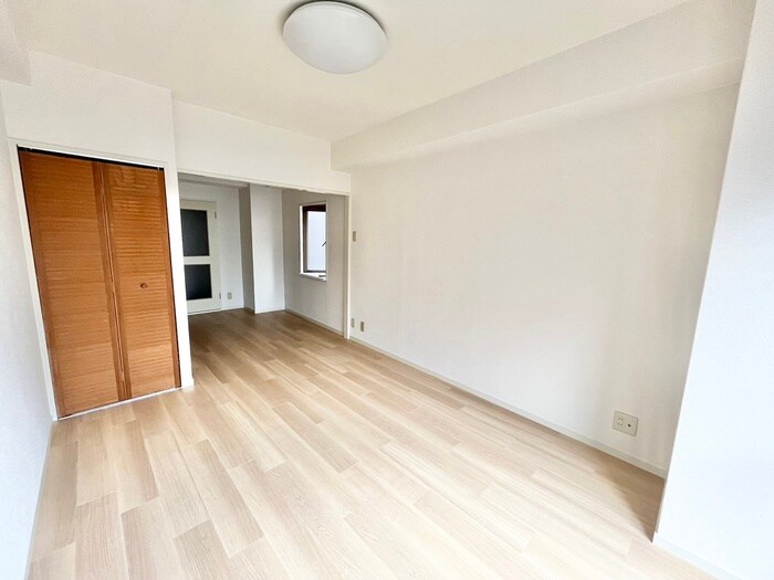 物件内観写真18　(居室)