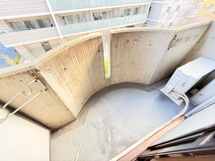 三国ＤＥＮＯビルのベランダ・バルコニー