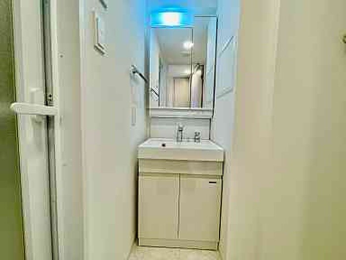 物件内観写真12　(洗面)