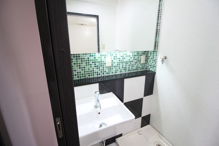 物件内観写真12　(洗面)