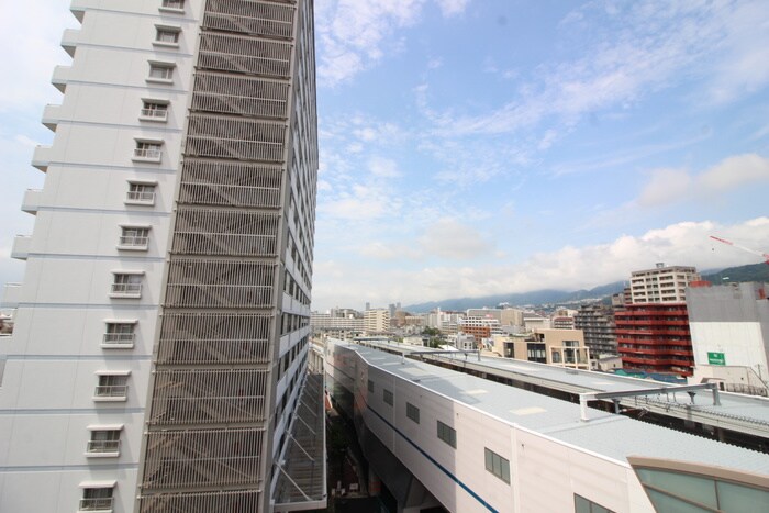 物件内観写真22　(室内からの展望)