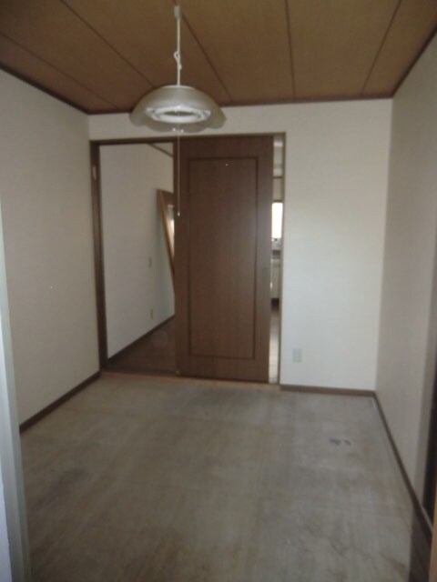 物件内観写真12　(居室)