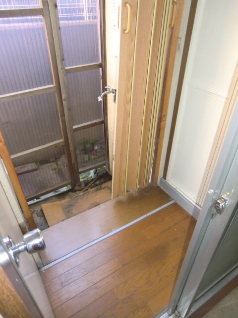 物件内観写真13　(廊下)