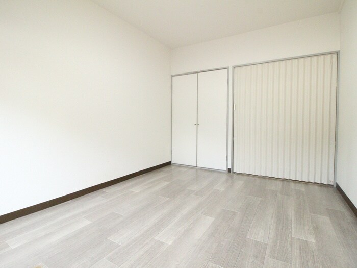 物件内観写真21　(居室)