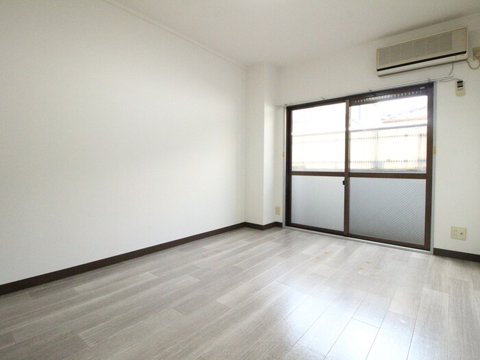 物件内観写真22　(居室)