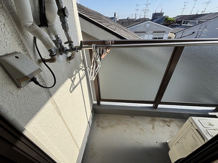 物件内観写真16　(洗濯機置場)