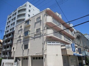 コ－ポ佐竹外観写真