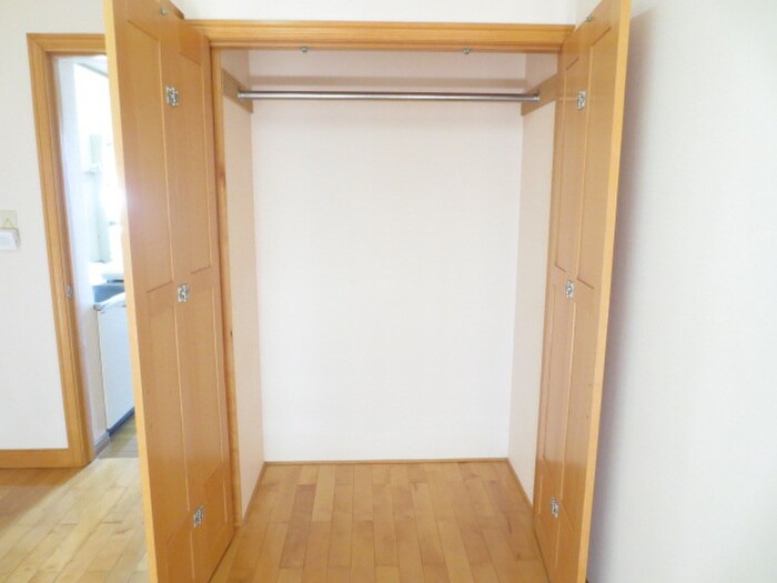 物件内観写真10　(収納)