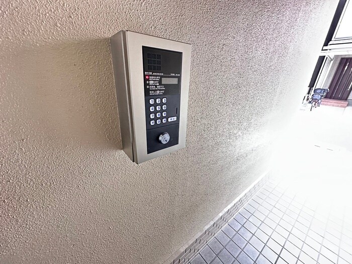 物件外観写真4　(建物設備)