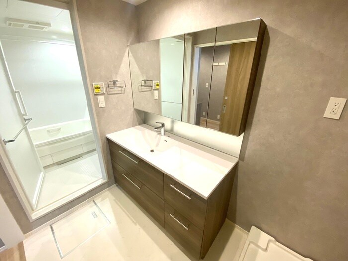 物件内観写真12　(洗面)