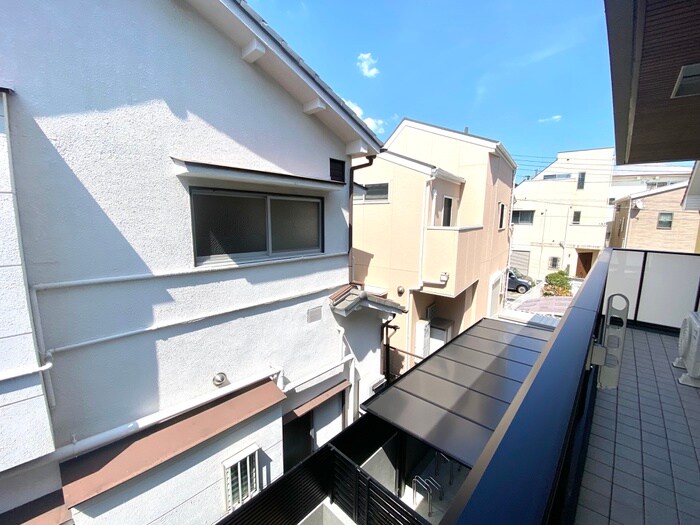 物件内観写真13　(室内からの展望)