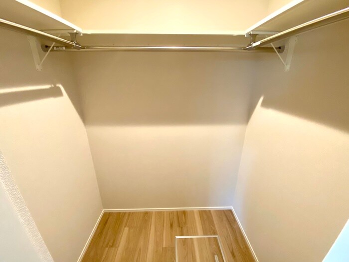 物件内観写真15　(収納)