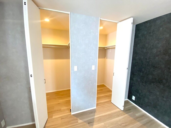 物件内観写真16　(収納)