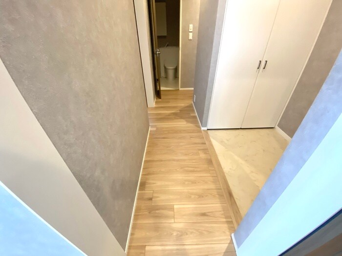 物件内観写真21　(廊下)