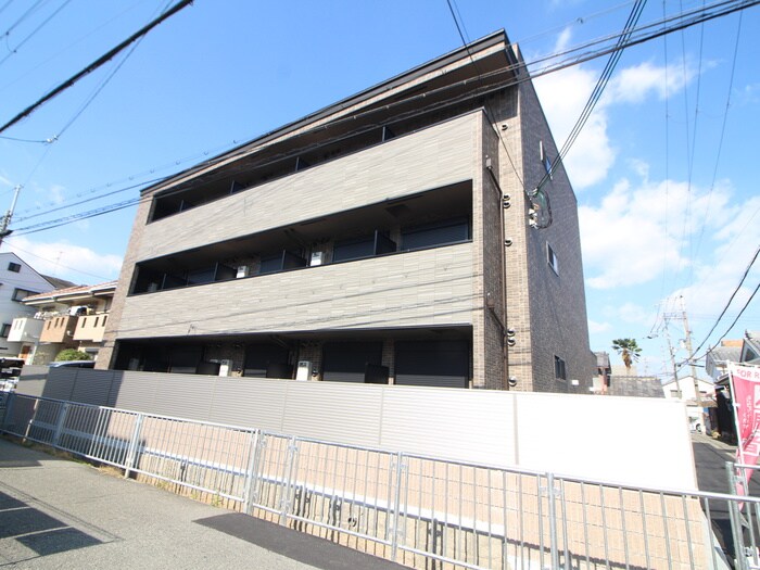 物件外観写真1　(外観写真)