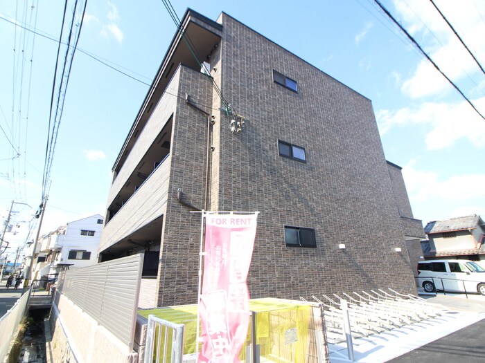 物件外観写真2　(外観写真)