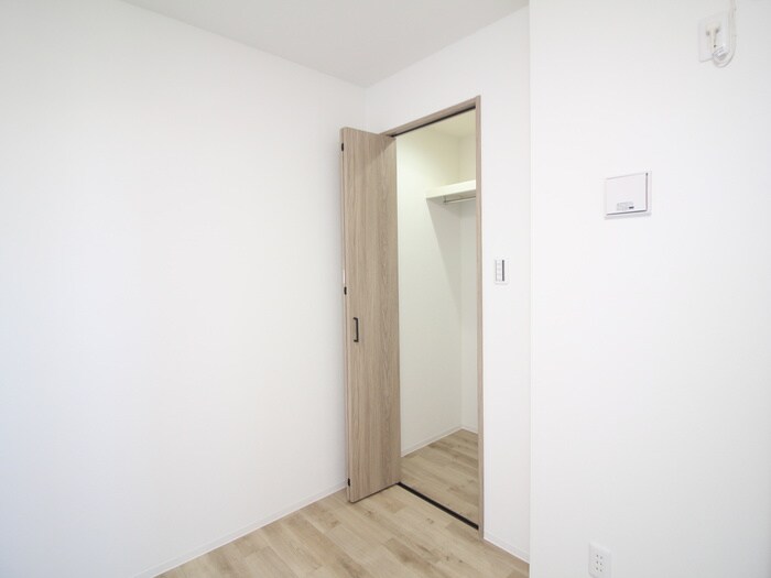 物件内観写真14　(収納)