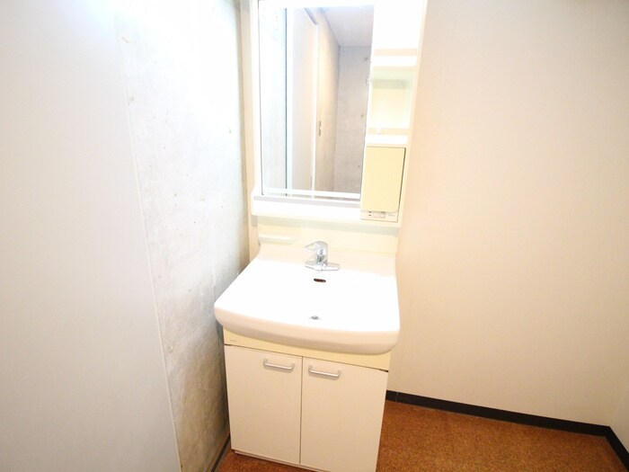 物件内観写真13　(洗面)
