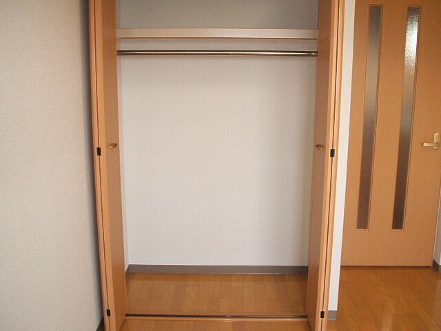 物件内観写真9　(収納)