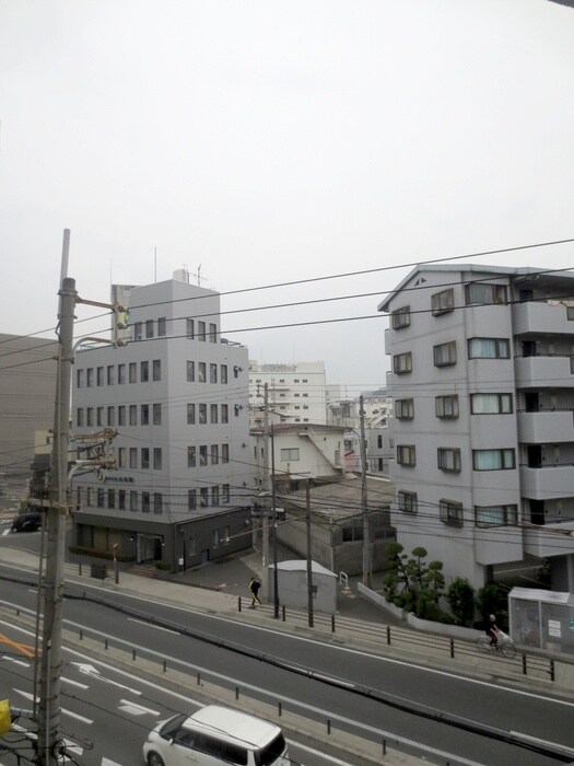 物件内観写真16　(室内からの展望)