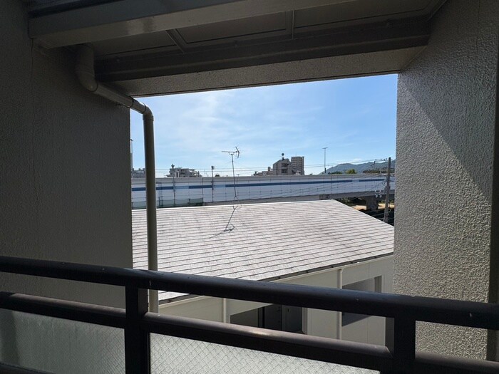 物件内観写真18　(室内からの展望)