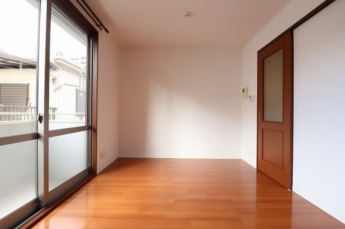 物件内観写真16　(居室)