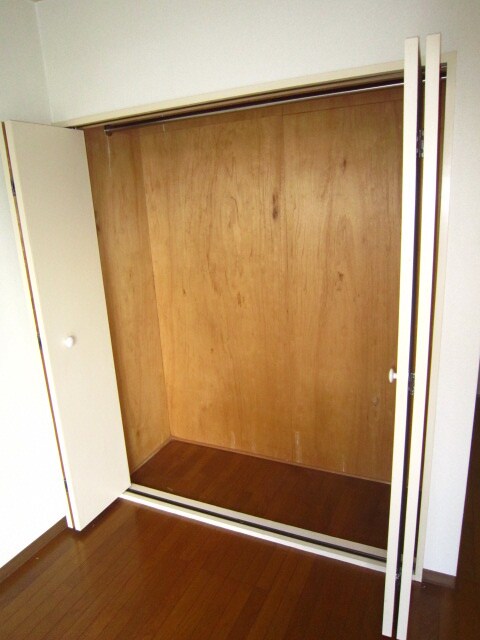 物件内観写真13　(収納)