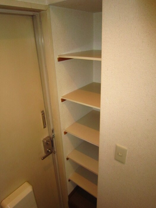 物件内観写真19　(靴箱)