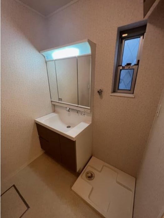 物件内観写真6　(洗面)