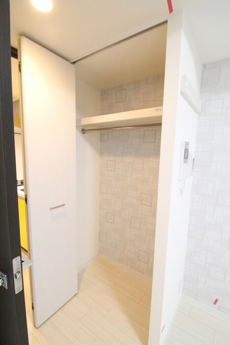 物件内観写真18　(収納)