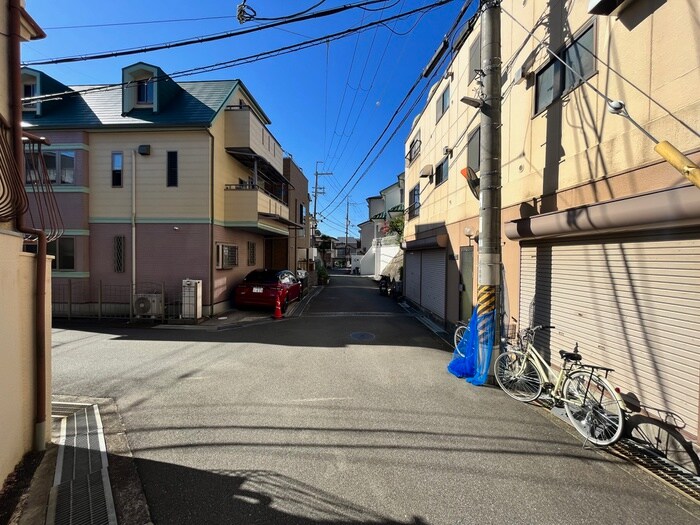 物件外観写真6　(周辺環境)