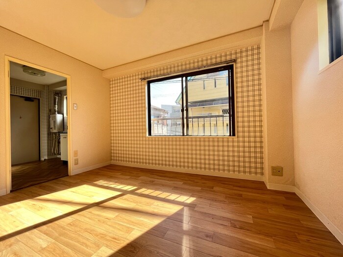 物件内観写真15　(居室)