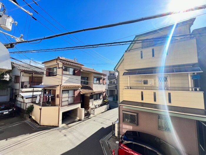 物件内観写真22　(室内からの展望)