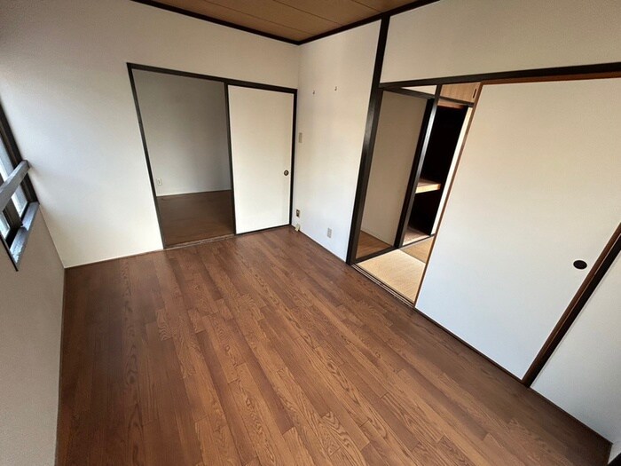 物件内観写真8　(居室)