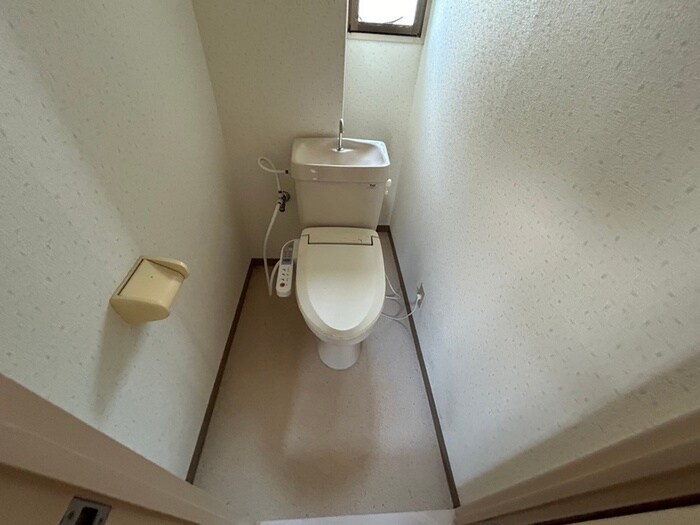 物件内観写真12　(トイレ)