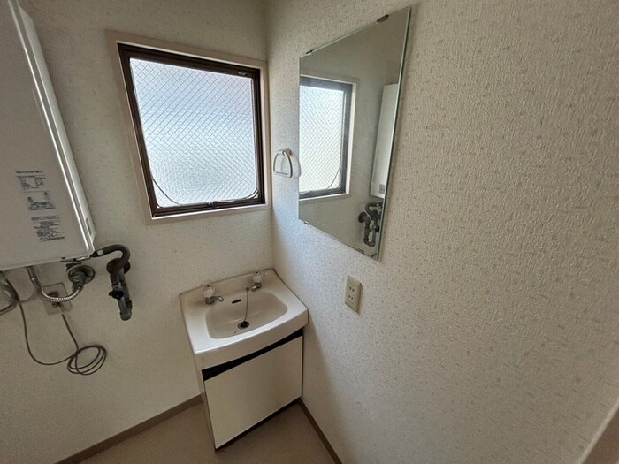 物件内観写真13　(洗面)