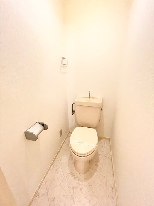 物件内観写真11　(トイレ)